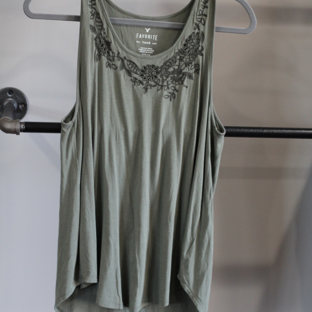 American eagle favorite tank, sage green, size small